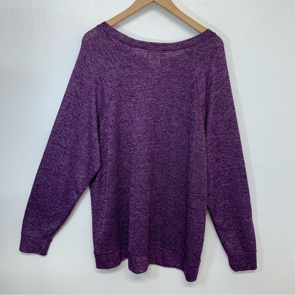Disney Parks Womans Long Sleeve Top‎ 1X  Purple Micky Mouse Stretch Sweatshirt - Picture 4 of 7